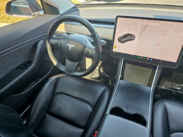 Used 2018 Tesla Model 3 Long Range RWD image 30
