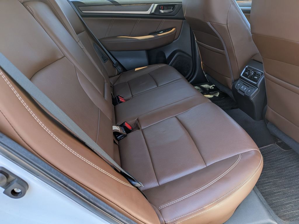 Used 2019 Subaru Outback 3.6R Touring AWD/4WD image 29