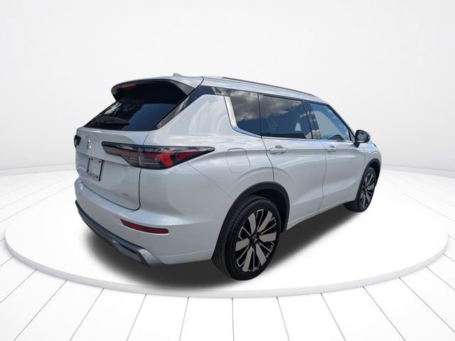 New 2026 Mitsubishi Outlander SEL FWD image 4