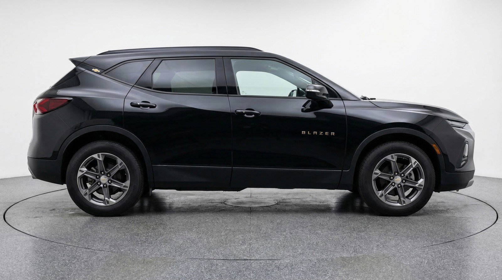 Used 2025 Chevrolet Blazer LT image 11