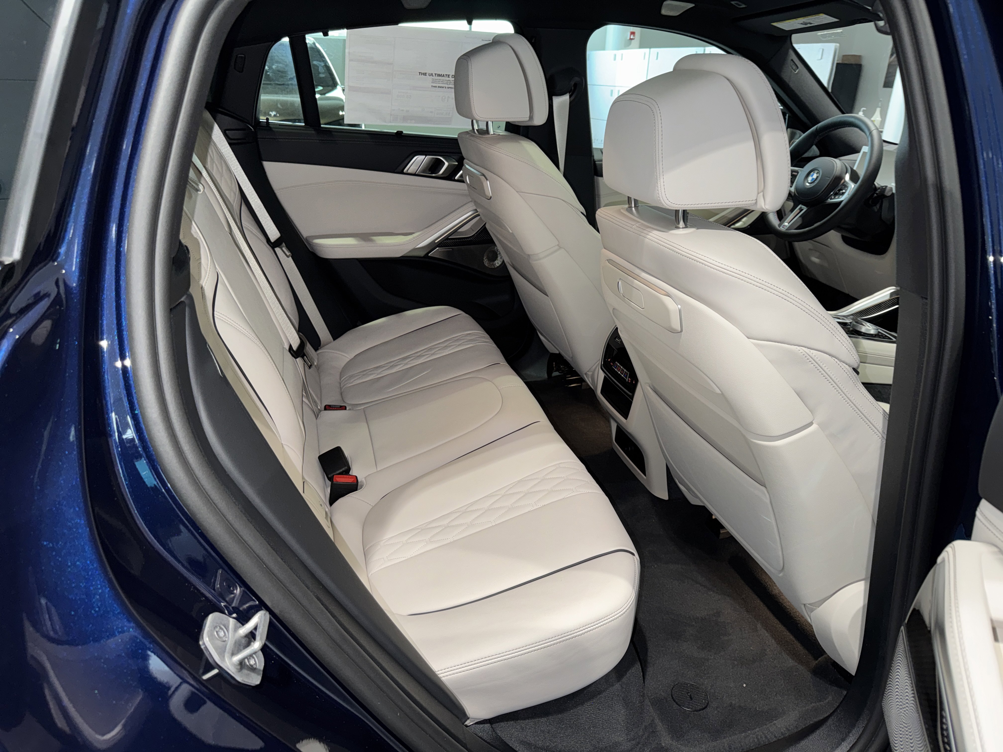 New 2026 BMW X6 M60i image 11