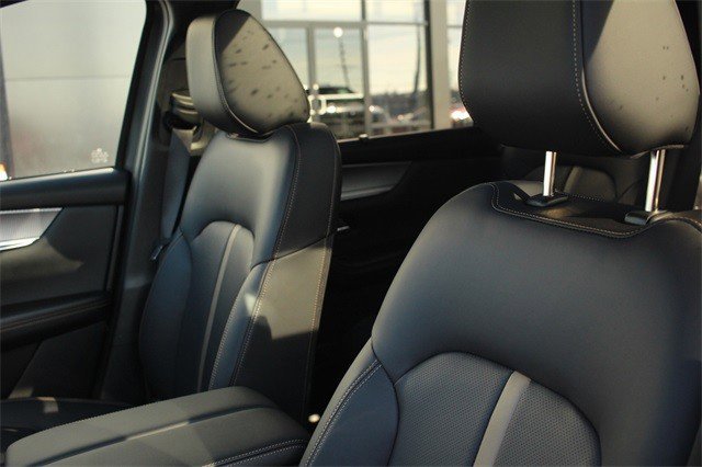 Certified 2025 MAZDA CX-90 3.3 Turbo S w/ Premium Package image 32