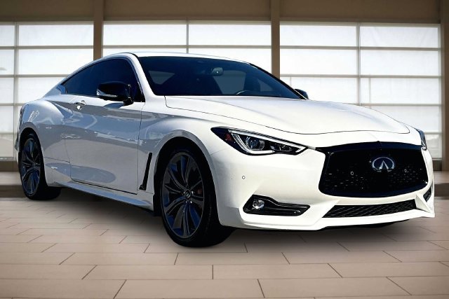 Used 2022 INFINITI Q60 Red Sport 400 w/ Cargo Package AWD/4WD image 11
