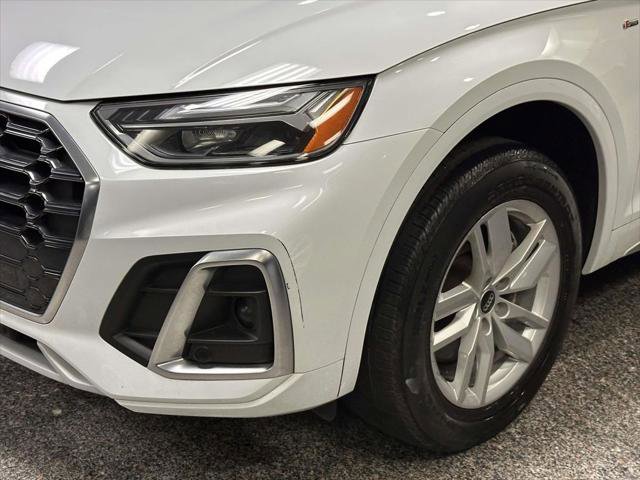 Used 2023 Audi Q5 2.0T Premium w/ Convenience Package AWD/4WD image 5