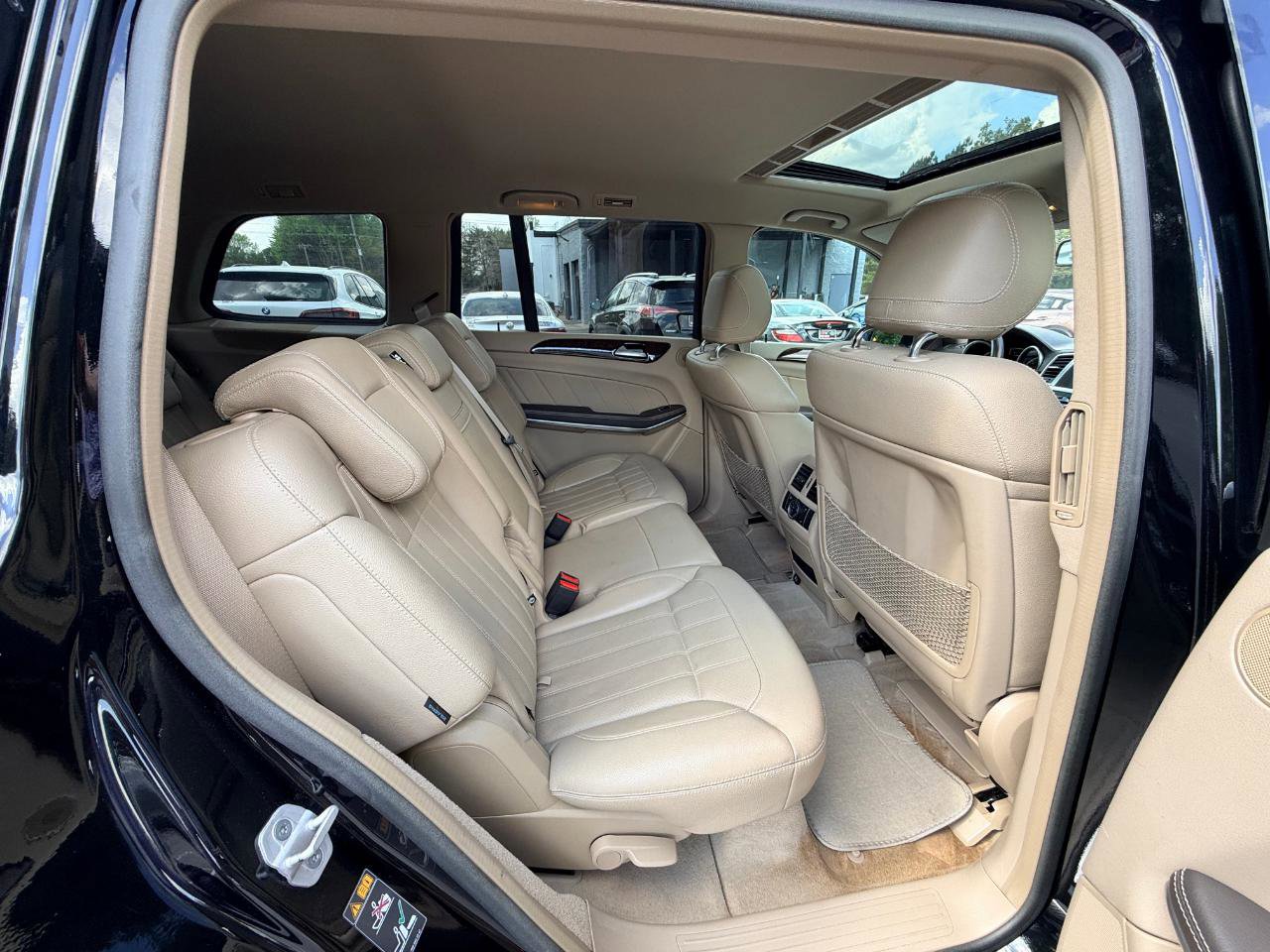 Used 2013 Mercedes-Benz GL 450 4MATIC image 16