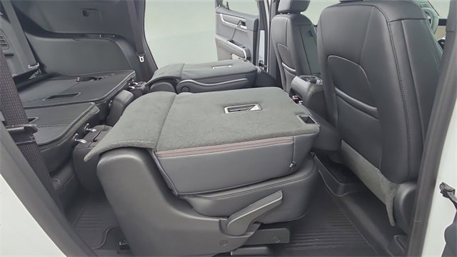New 2026 GMC Acadia Elevation w/ Elevation Premium Package image 24