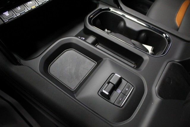 New 2026 GMC Sierra 2500 AT4 w/ Technology Package image 30