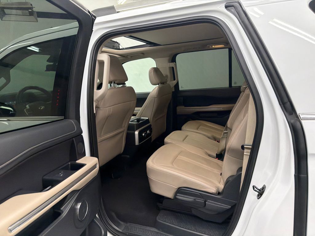 Used 2024 Ford Expedition Max Limited AWD/4WD image 23
