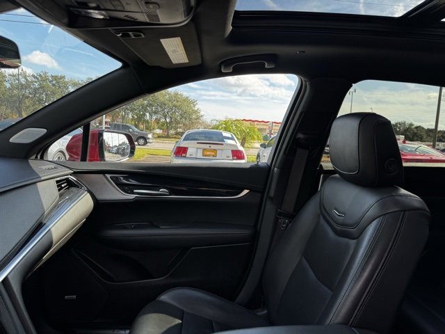 Used 2024 Cadillac XT5 Premium Luxury image 24