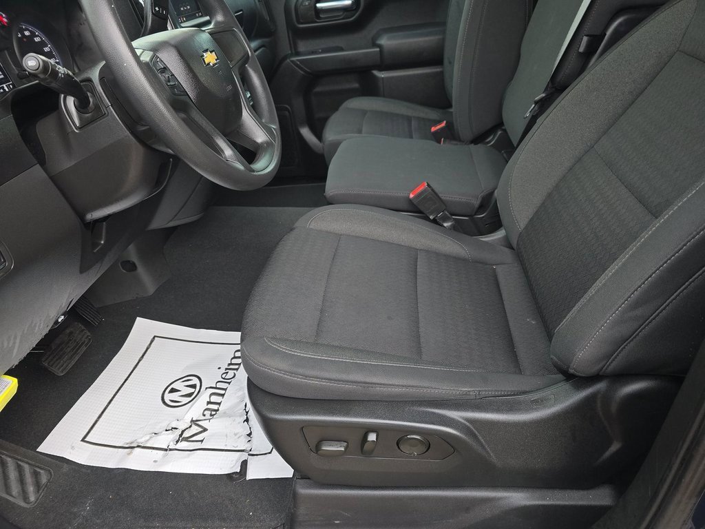 Used 2022 Chevrolet Silverado 1500 Custom image 7