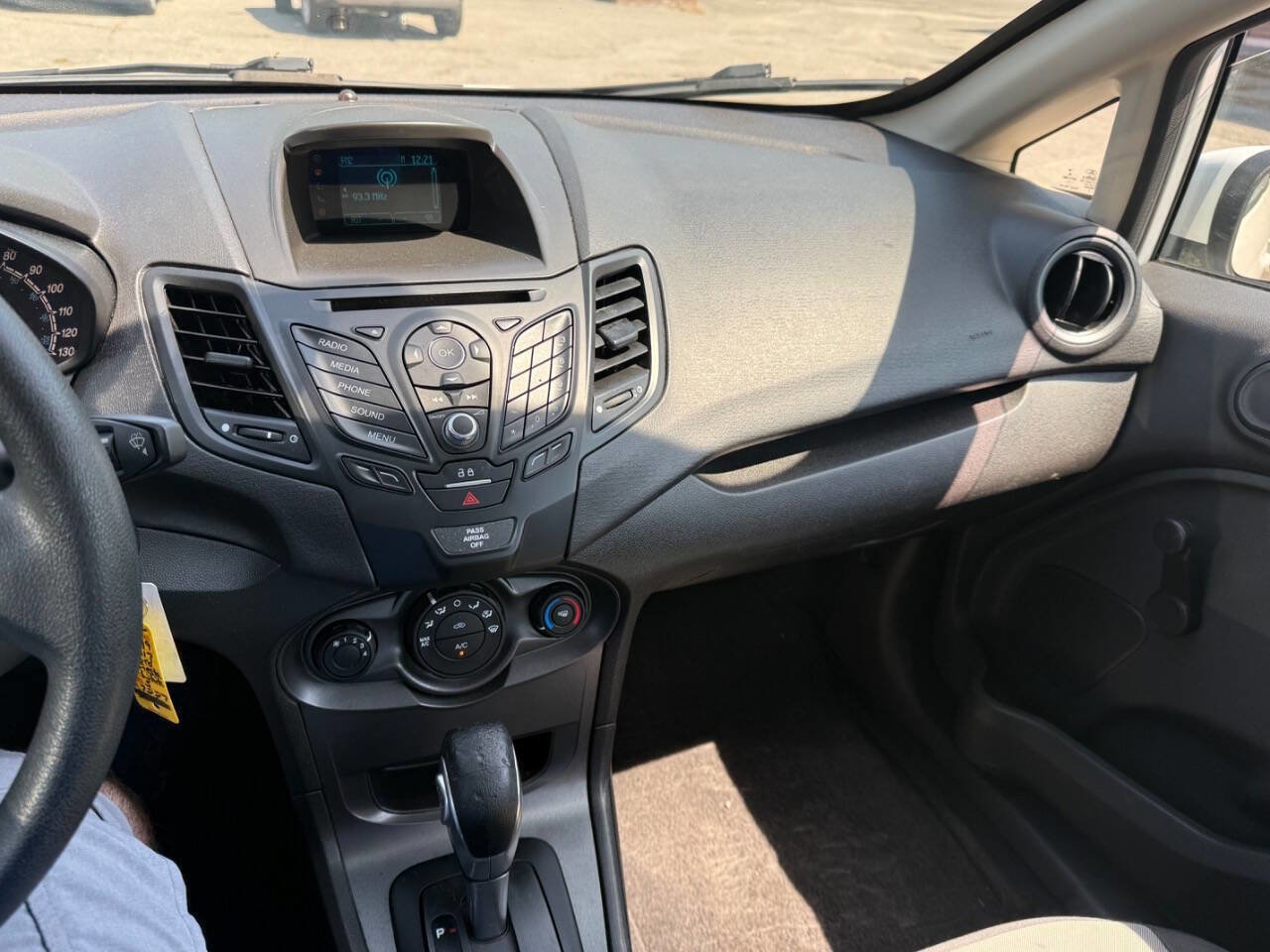 Used 2017 Ford Fiesta S FWD image 13