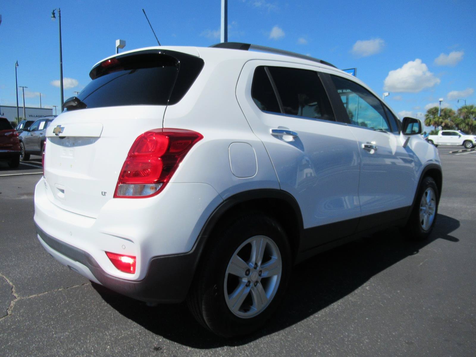 Certified 2020 Chevrolet Trax LT w/ Driver Confidence Package FWD image 5