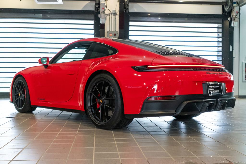 Certified 2025 Porsche 911 Carrera GTS RWD image 3