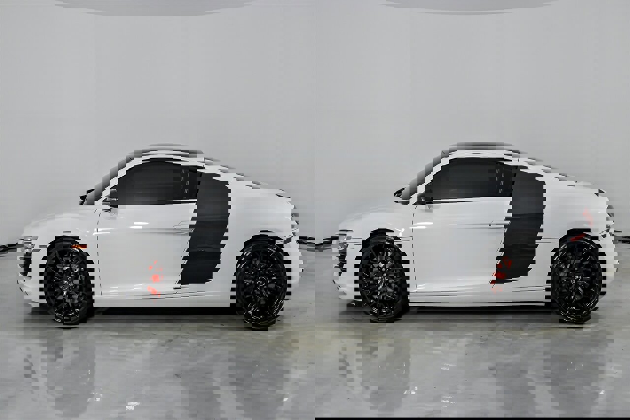 Used 2009 Audi R8 V8 image 8