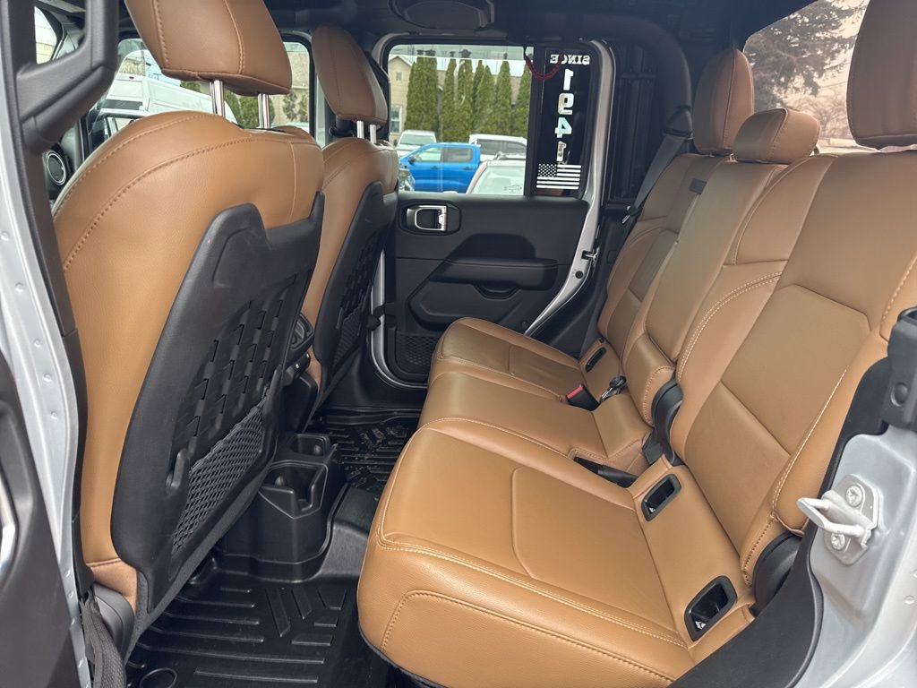 Used 2023 Jeep Gladiator Rubicon w/ Cold Weather Group image 35