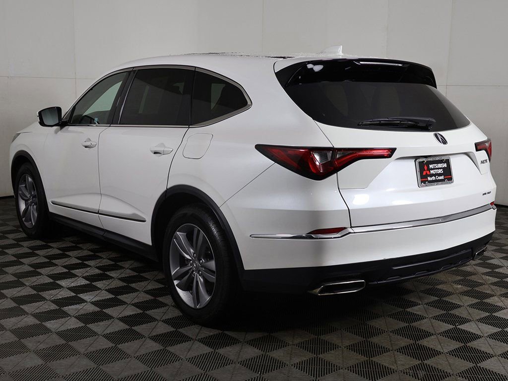 Used 2023 Acura MDX SH-AWD image 9