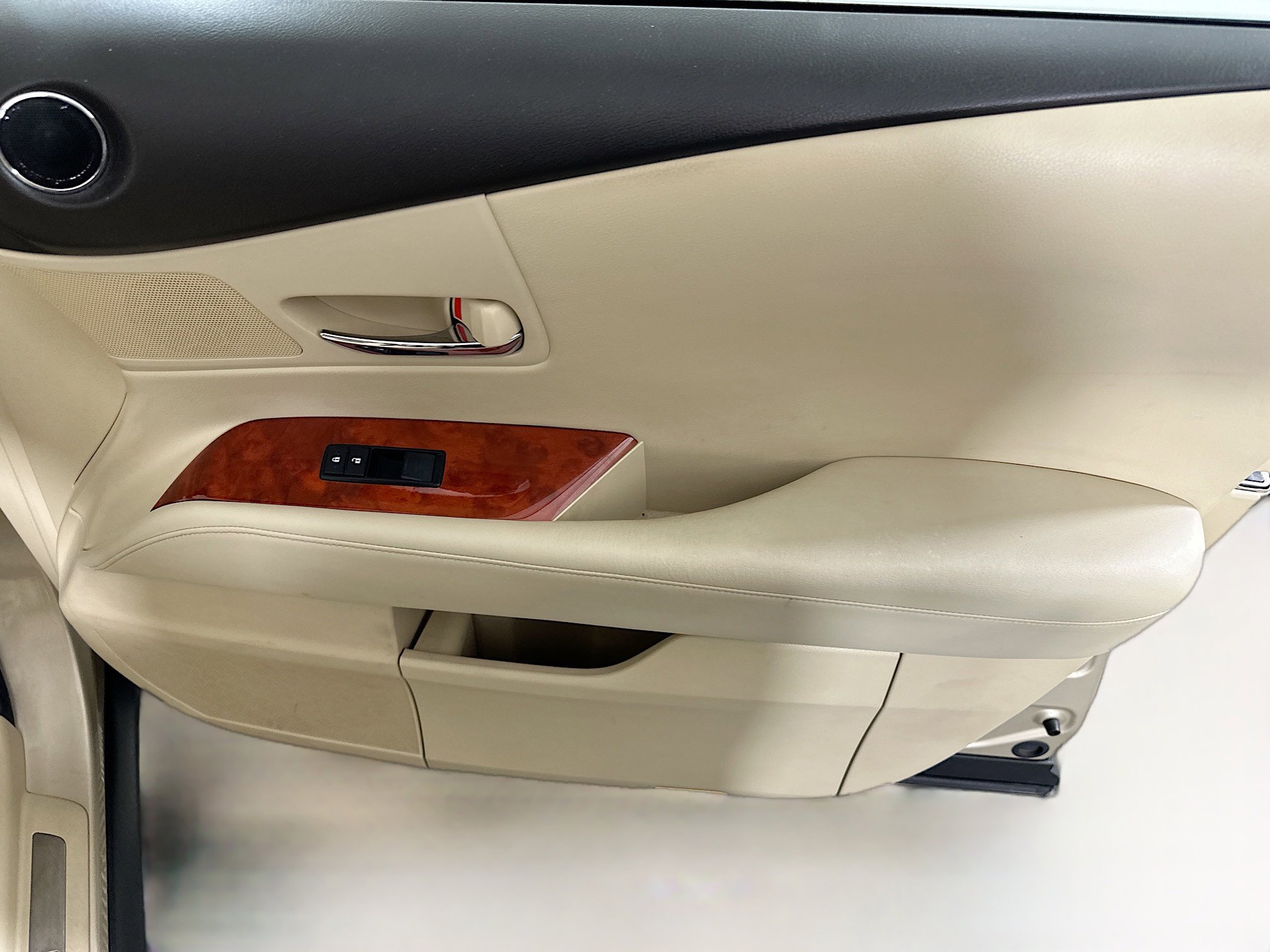 Used 2010 Lexus RX 450h AWD 4dr Hybrid image 32