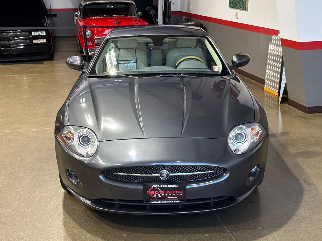 Used 2007 Jaguar XK Coupe RWD image 7