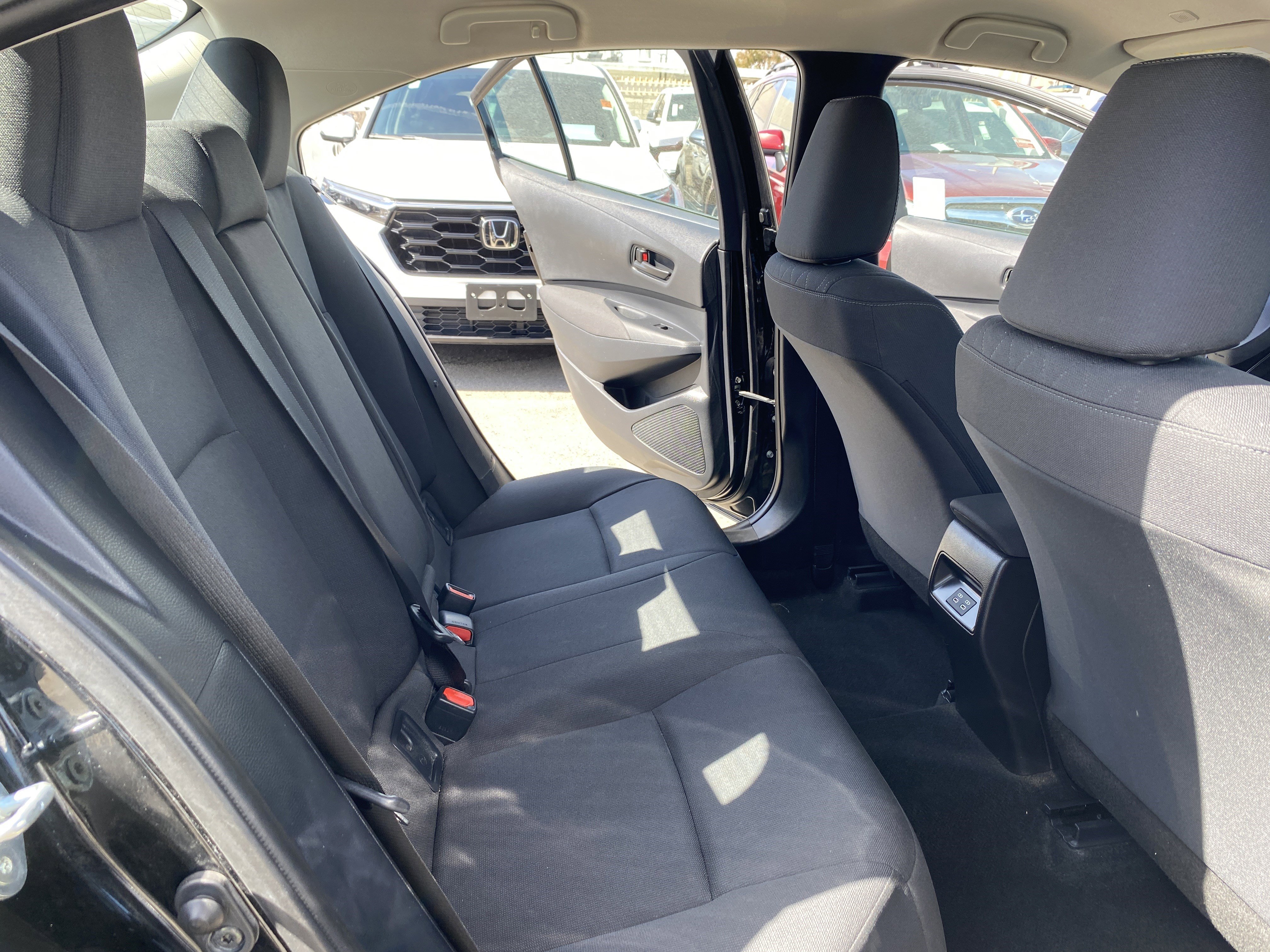 Used 2025 Toyota Corolla LE image 20