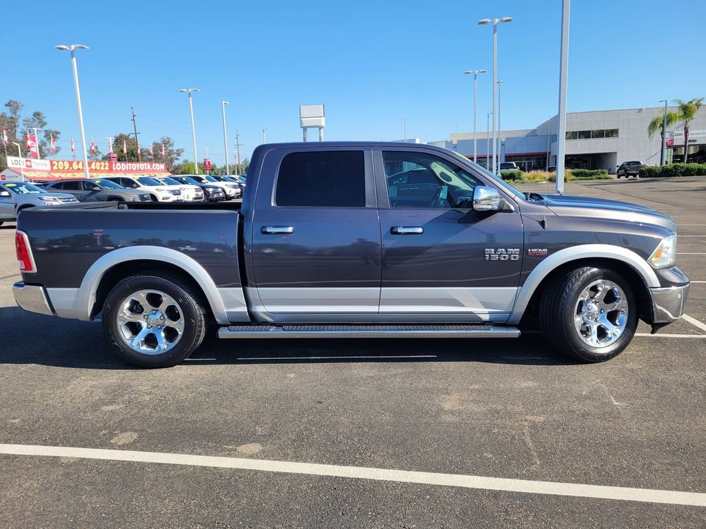 Used 2017 RAM 1500 Laramie w/ Convenience Group AWD/4WD image 3
