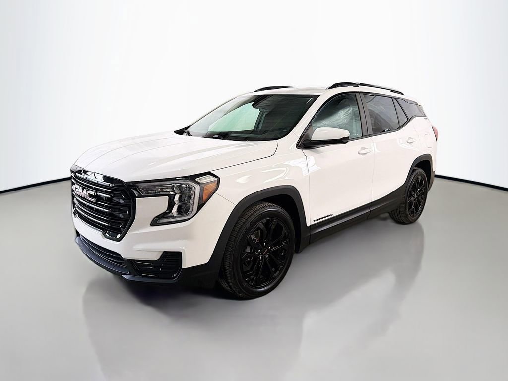 Used 2022 GMC Terrain SLE w/ Driver Convenience Package image 5