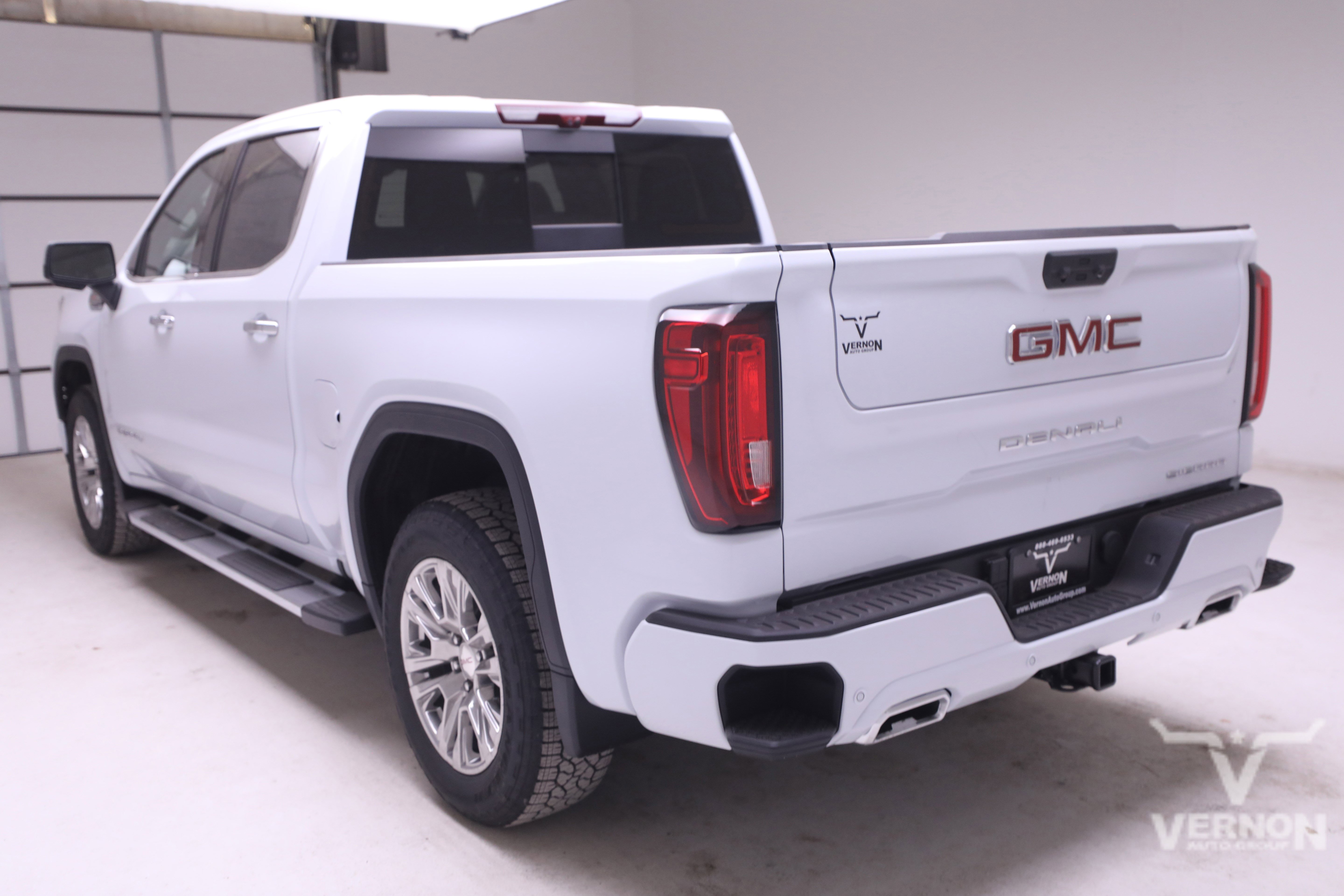 New 2026 GMC Sierra 1500 Denali w/ Technology Package image 3