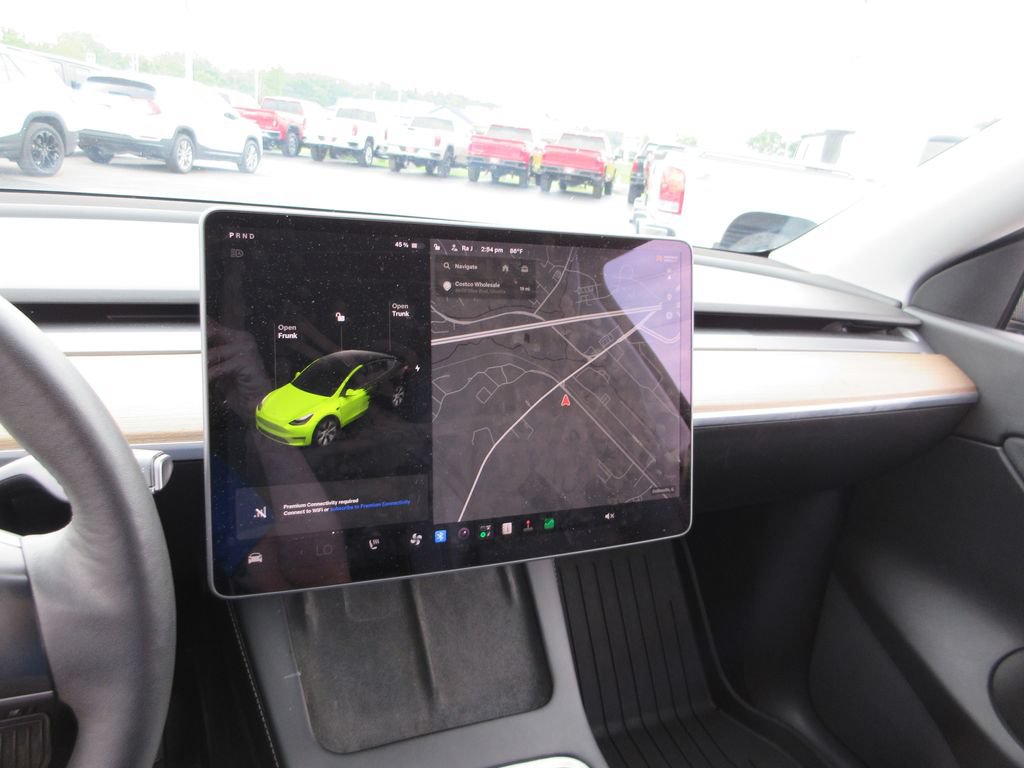 Used 2021 Tesla Model Y Long Range AWD/4WD image 31