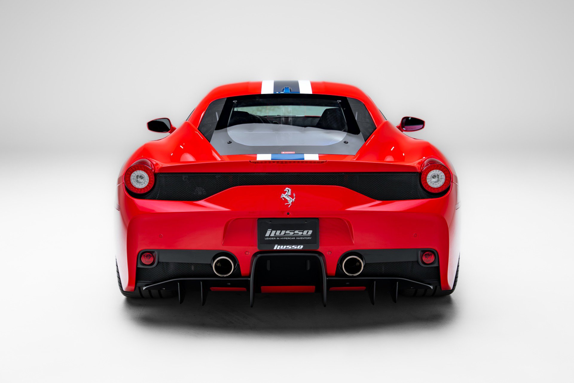 Used 2015 Ferrari 458 Speciale Coupe RWD image 32