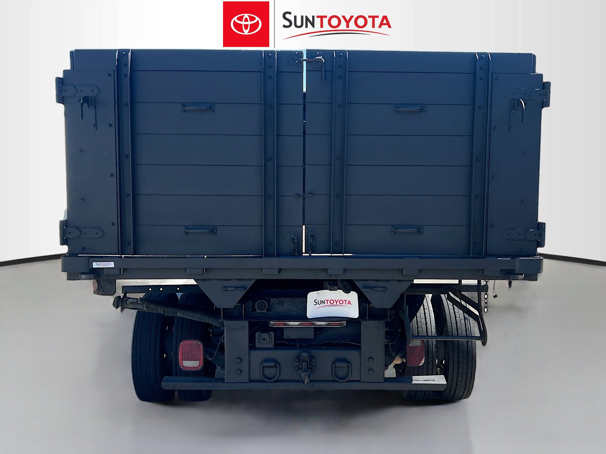 Used 2016 Ford F450 XL w/ Snow Plow Prep Package image 5