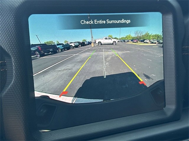 Used 2023 Jeep Gladiator Overland image 11