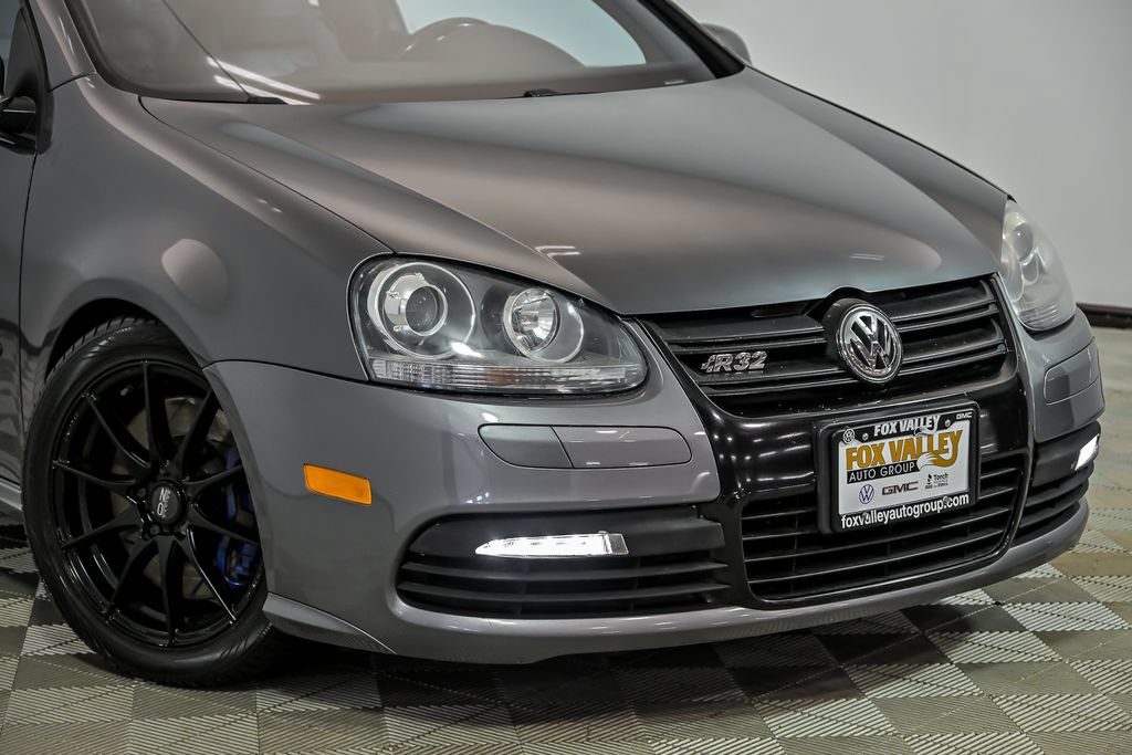 Used 2008 Volkswagen R32 AWD/4WD image 2