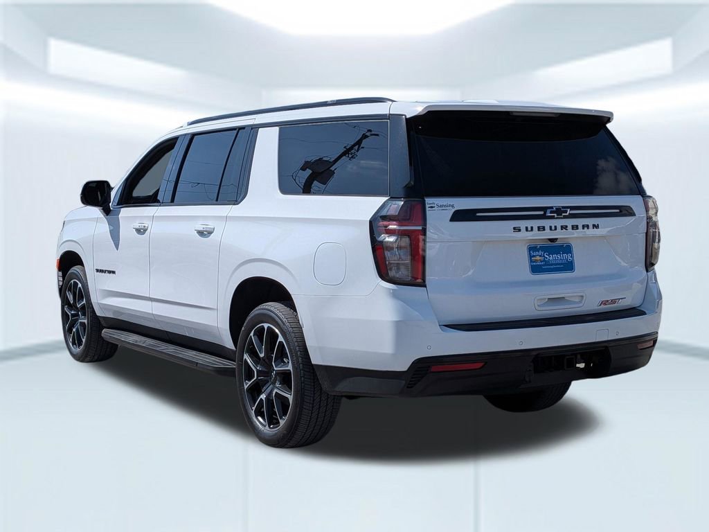 Used 2024 Chevrolet Suburban RST w/ Luxury Package image 4
