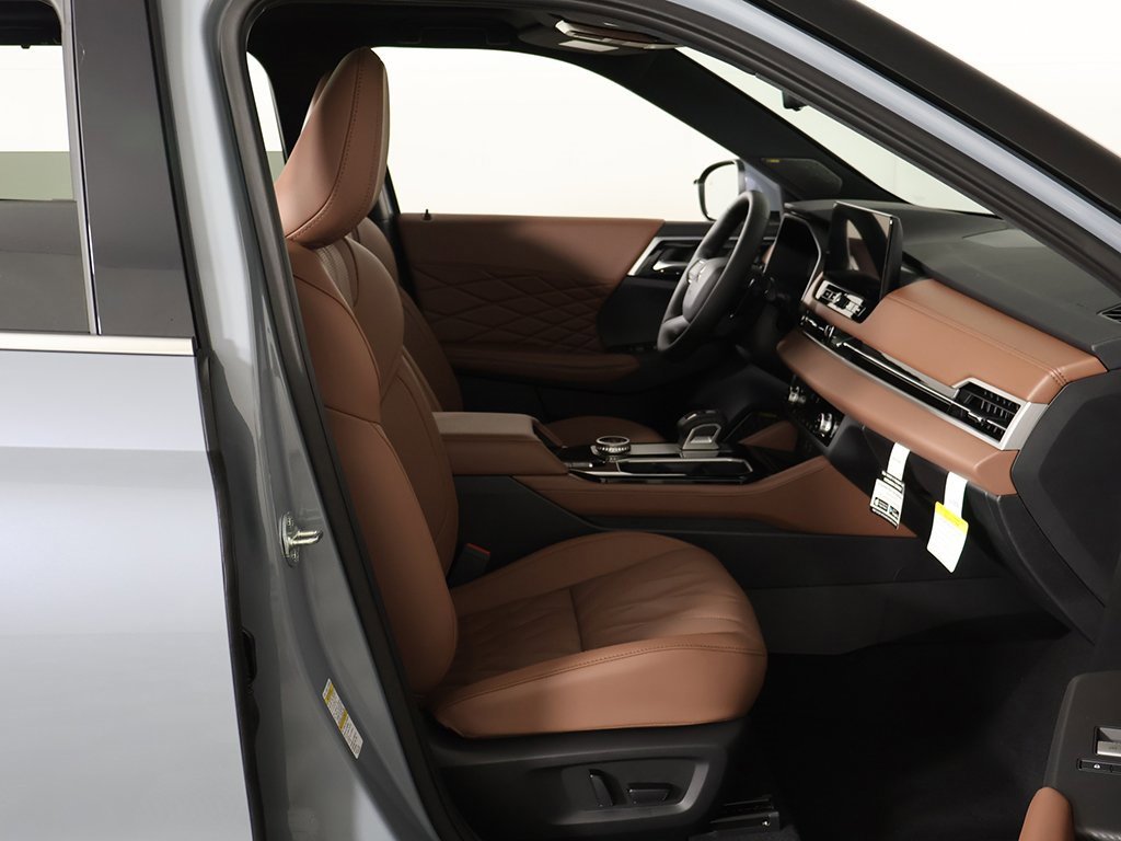 New 2025 Mitsubishi Outlander SEL image 32