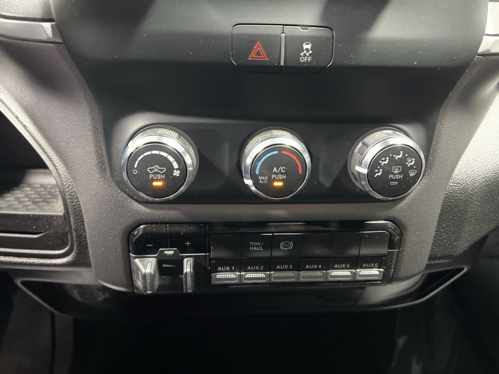 Used 2024 RAM 3500 SLT w/ Quick Order Package 2YG SLT image 41