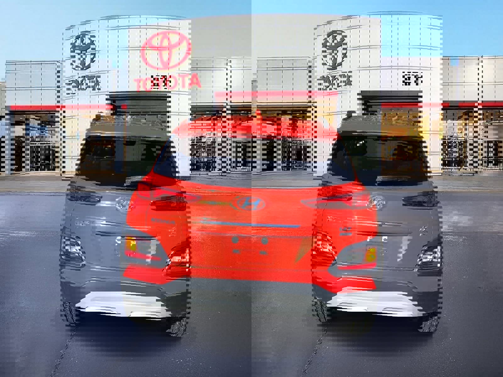 Used 2019 Hyundai Kona Limited image 6