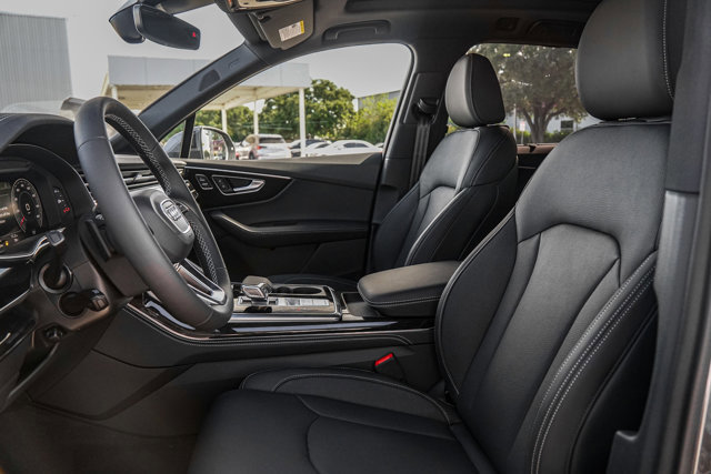 Used 2025 Audi Q7 3.0T Premium Plus image 20