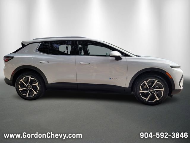 New 2026 Chevrolet Equinox EV LT image 8