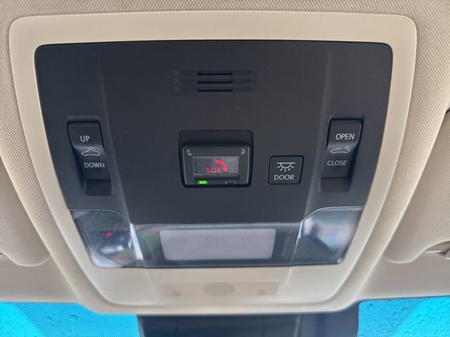 Used 2021 Lexus ES 300h w/ Accessory Package image 30