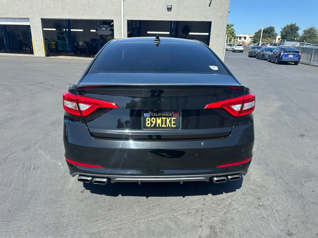 Used 2017 Hyundai Sonata Limited 2.0T FWD image 3