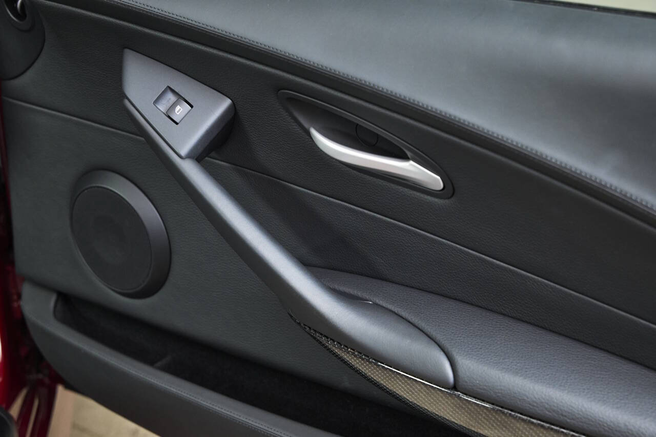 Used 2006 BMW M6 Coupe RWD image 95
