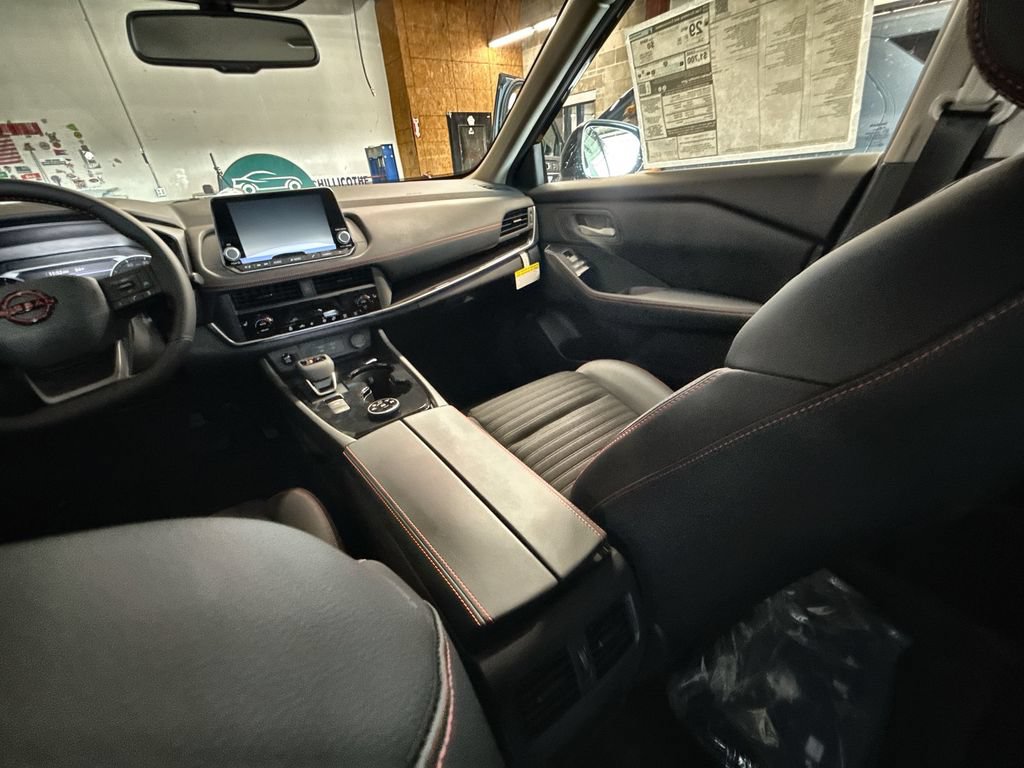 New 2026 Nissan Rogue SV w/ Rock Creek Premium Package AWD/4WD image 22