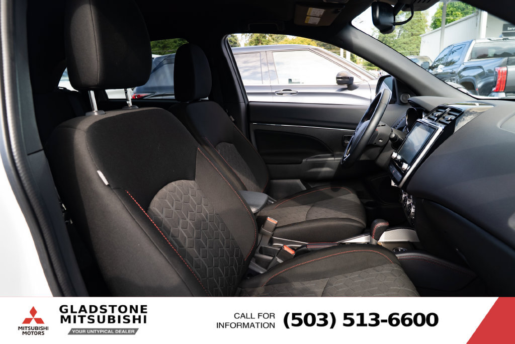 Used 2025 Mitsubishi Outlander Sport AWD image 24
