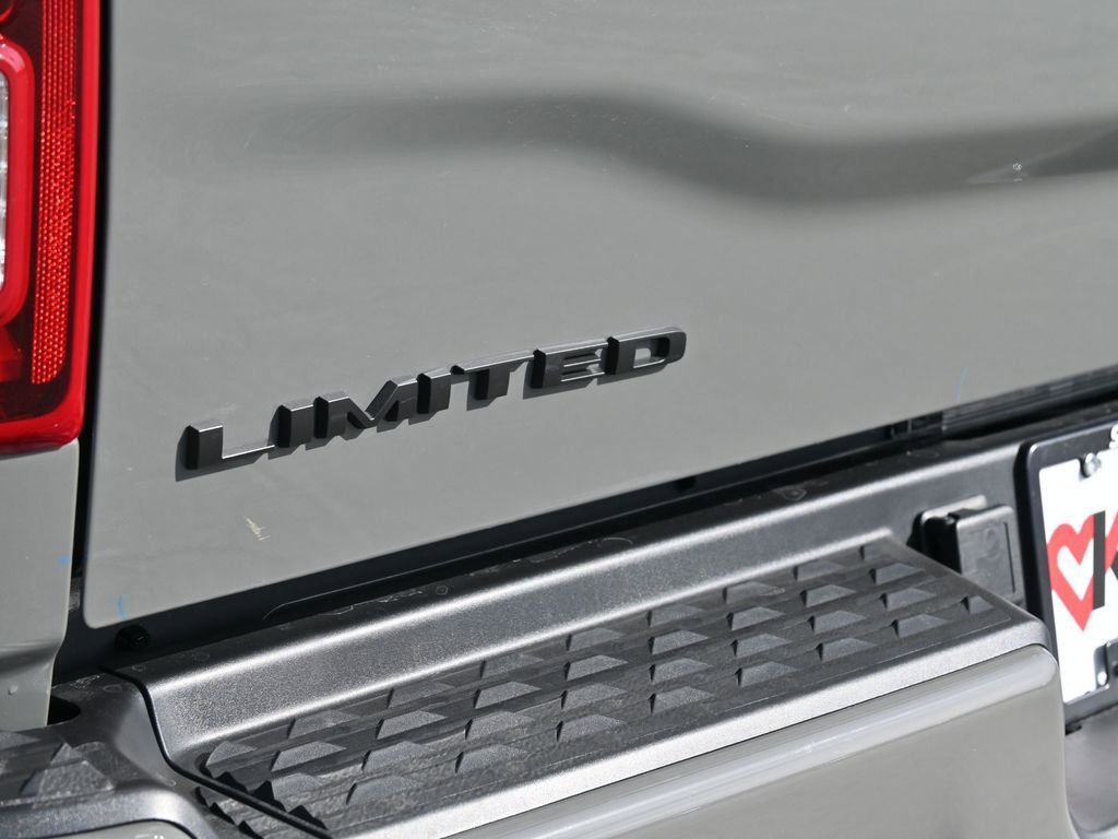 New 2026 RAM 3500 Limited AWD/4WD image 7