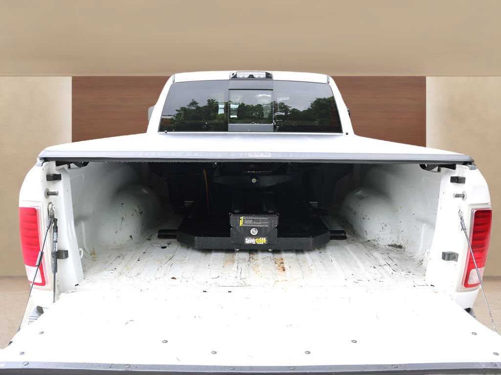 Used 2017 RAM 3500 Laramie Longhorn w/ Convenience Group AWD/4WD image 10