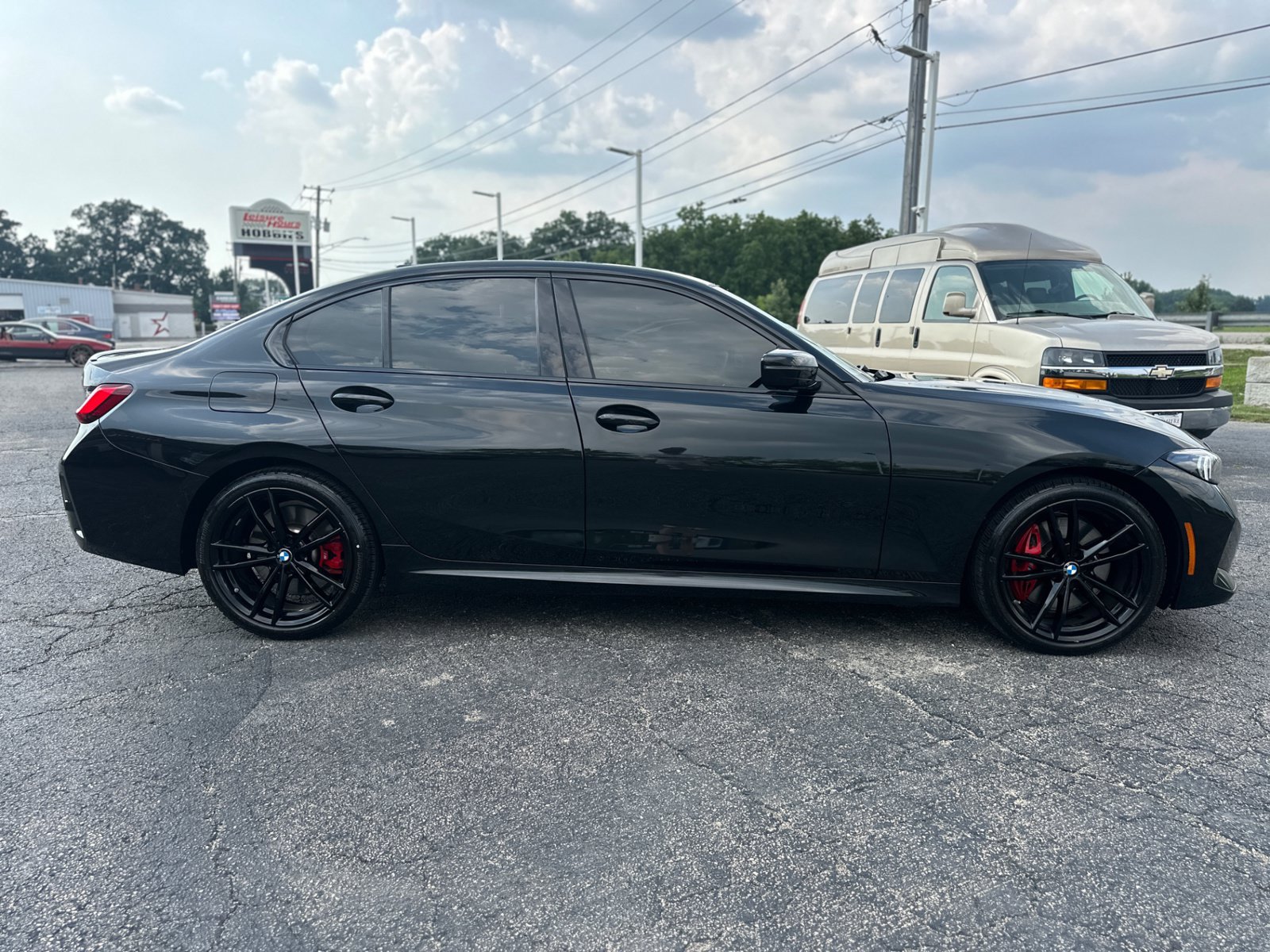 Used 2024 BMW 330i xDrive Sedan w/ M Sport Package AWD/4WD image 6