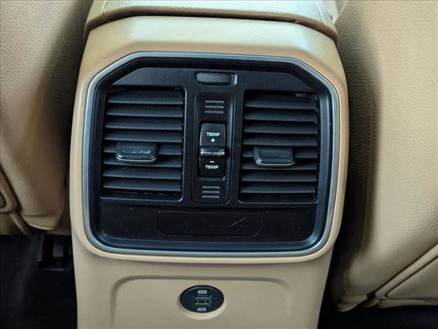 Used 2018 Porsche Macan image 18