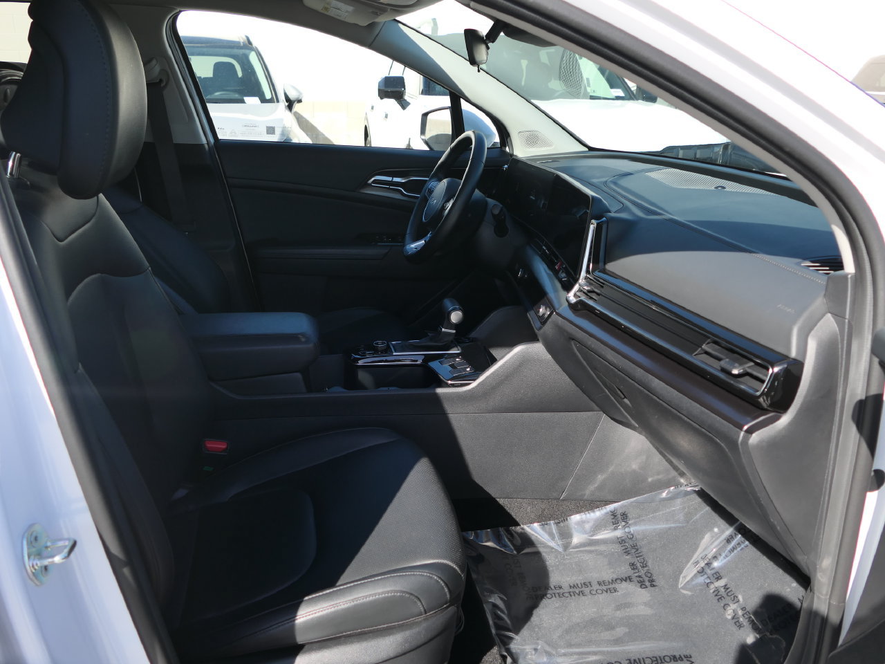 Certified 2025 Kia Sportage EX FWD image 30