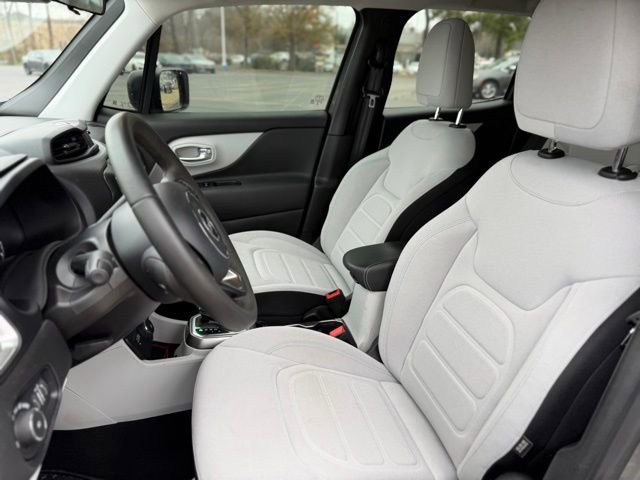 Used 2022 Jeep Renegade Latitude image 23