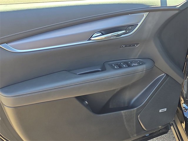 Certified 2024 Cadillac XT6 Luxury image 23