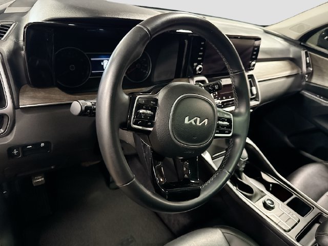 Certified 2023 Kia Sorento S w/ Panoramic Sunroof Package AWD/4WD image 9